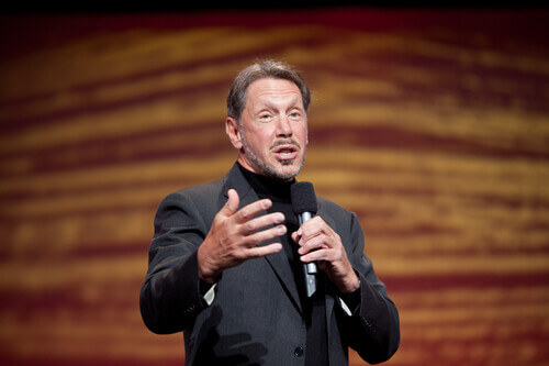 Retrato del empresario Larry Ellison fundador de Oracle